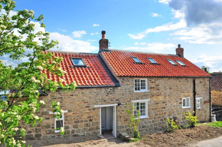 Cottage, Leavening LH View